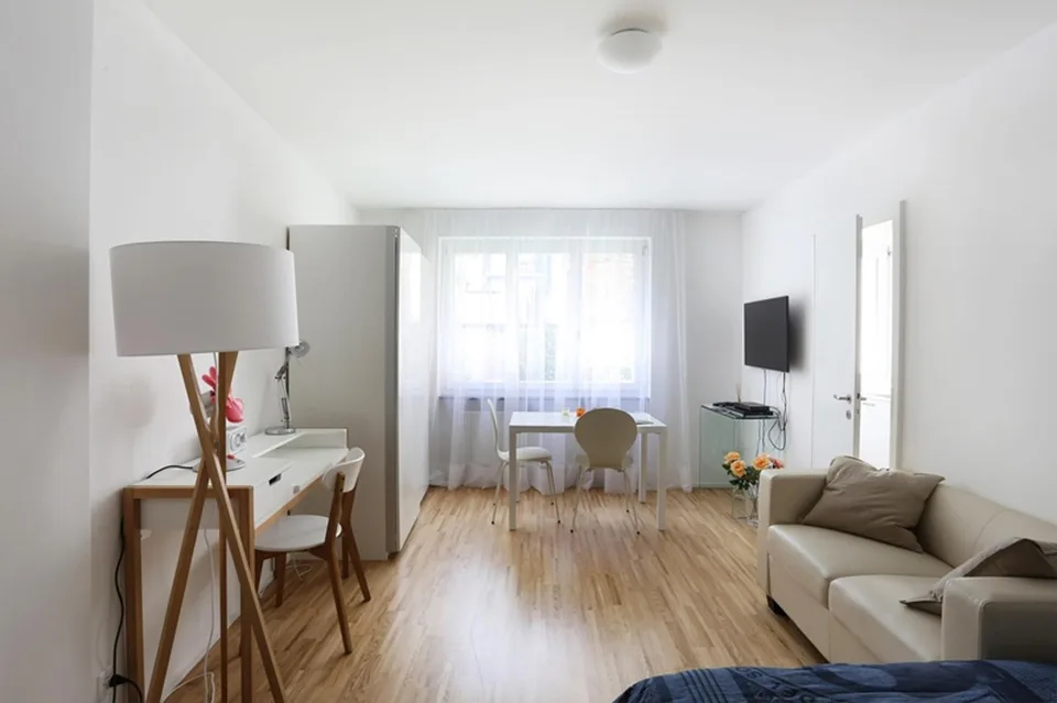Möbliertes Apartmenthaus in zentraler, ruhiger Lage – Foto 2 von 6