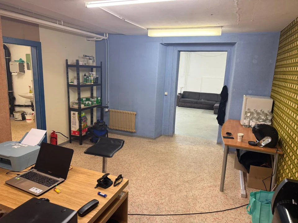 Garagenplatz inkl. Lager-/Hobbyraum zu vermieten – Foto 5 von 7