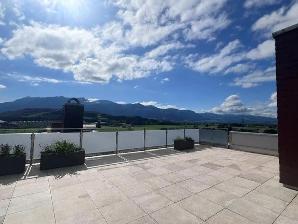 Appartement de rêve de 5,5 pièces avec plan d'étage spacieux et terrasse vous cherche ! – photo 21 sur 26