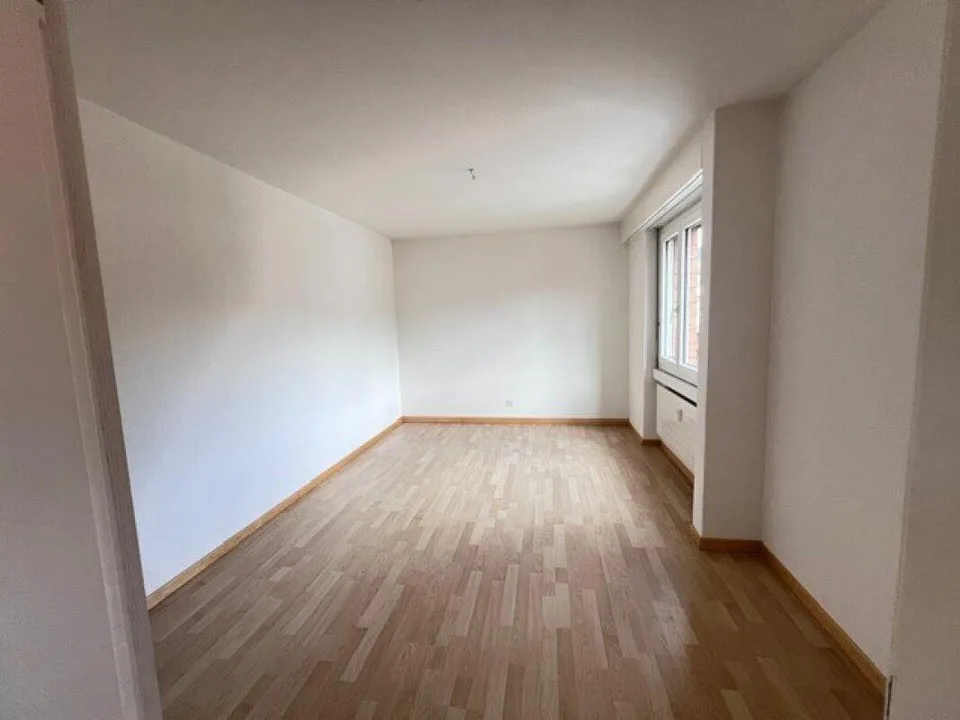 Appartement de rêve de 5,5 pièces avec plan d'étage spacieux et terrasse vous cherche ! – photo 14 sur 26