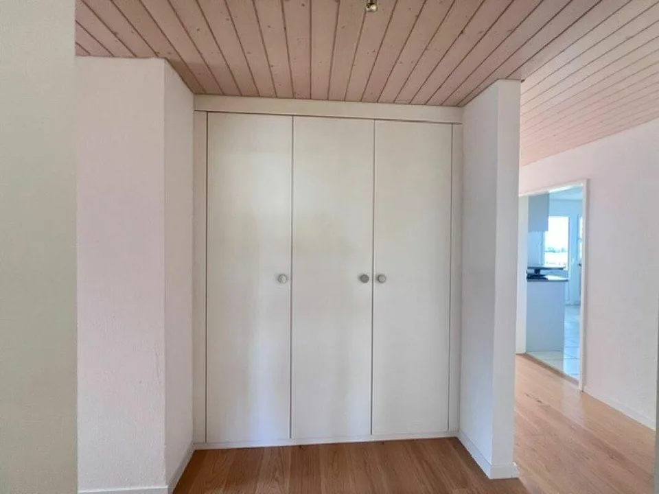 Appartement de rêve de 5,5 pièces avec plan d'étage spacieux et terrasse vous cherche ! – photo 16 sur 26