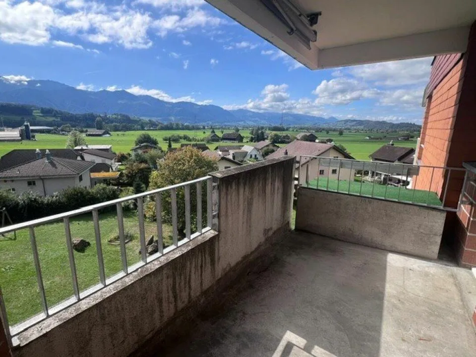 Appartement de rêve de 5,5 pièces avec plan d'étage spacieux et terrasse vous cherche ! – photo 24 sur 26