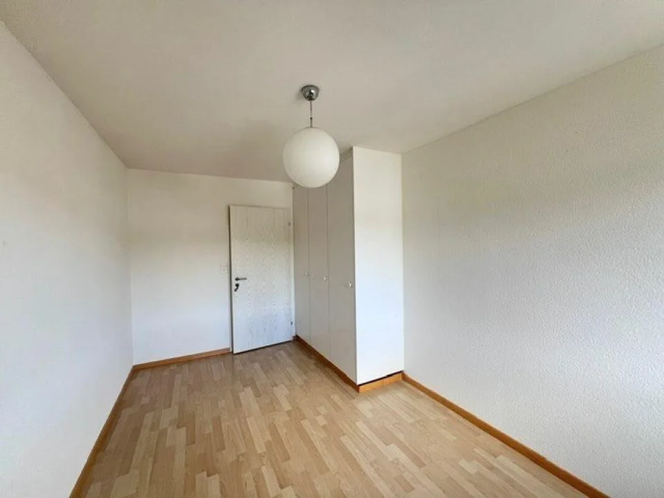 Appartement de rêve de 5,5 pièces avec plan d'étage spacieux et terrasse vous cherche ! – photo 13 sur 26