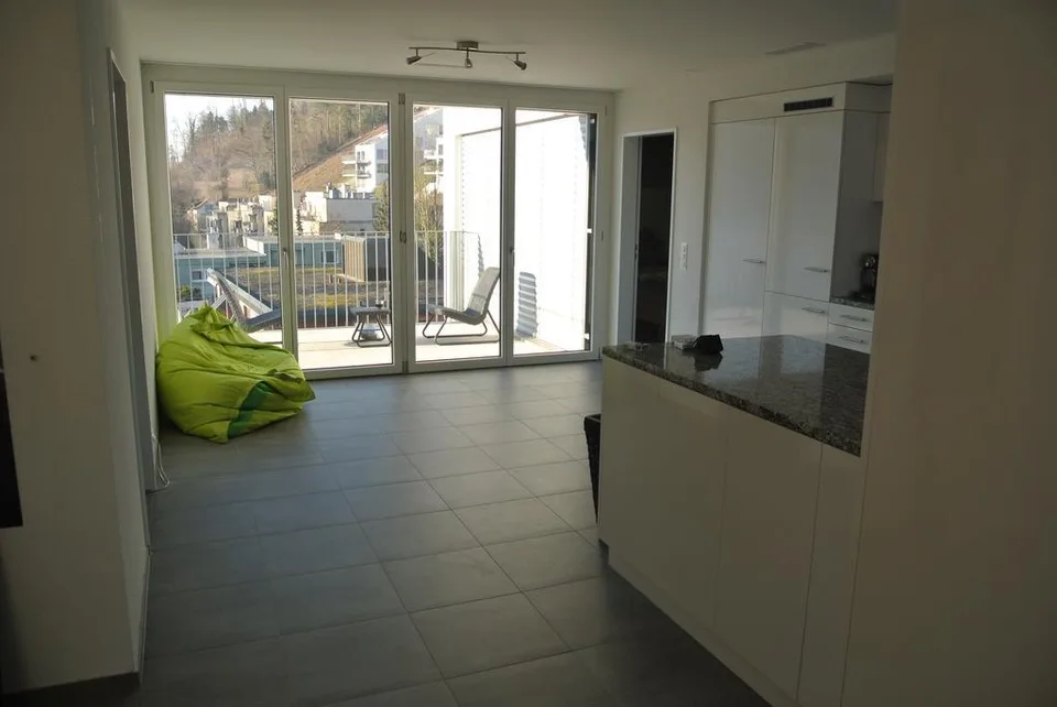 Appartement moderne 4.5 pièces avec deux balcons à Winterthur-Töss – photo 4 sur 10
