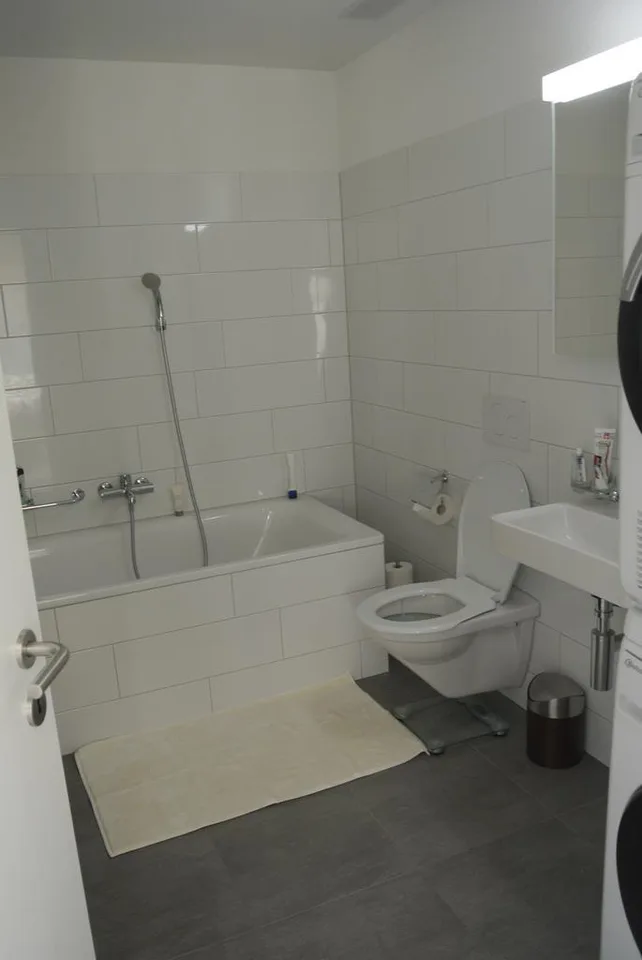 Appartement moderne 4.5 pièces avec deux balcons à Winterthur-Töss – photo 7 sur 10