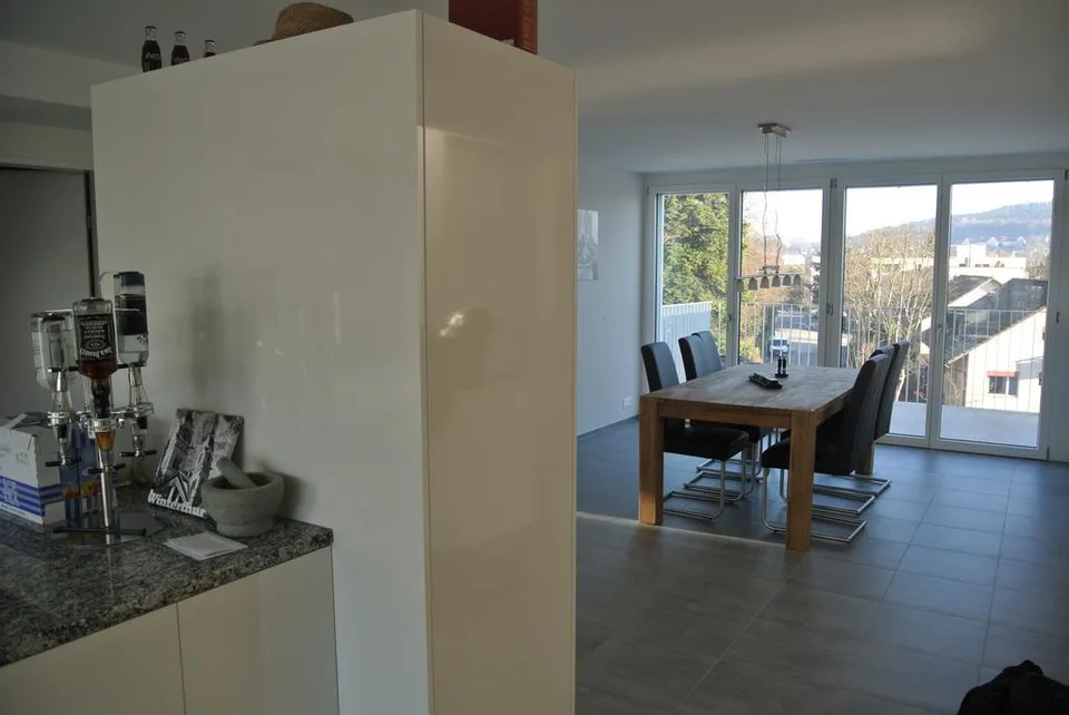 Appartement moderne 4.5 pièces avec deux balcons à Winterthur-Töss – photo 3 sur 10