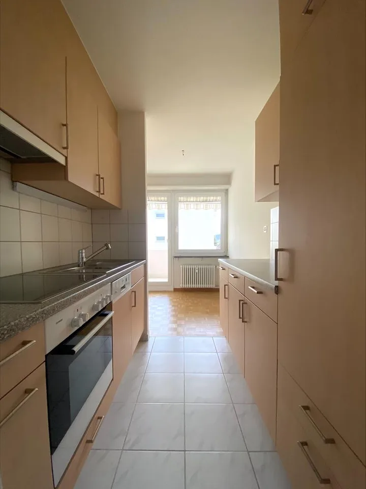 Ideale Familienwohnung mit Balkon! – Foto 2 von 9