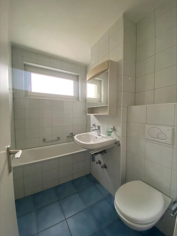 Ideale Familienwohnung mit Balkon! – Foto 3 von 9