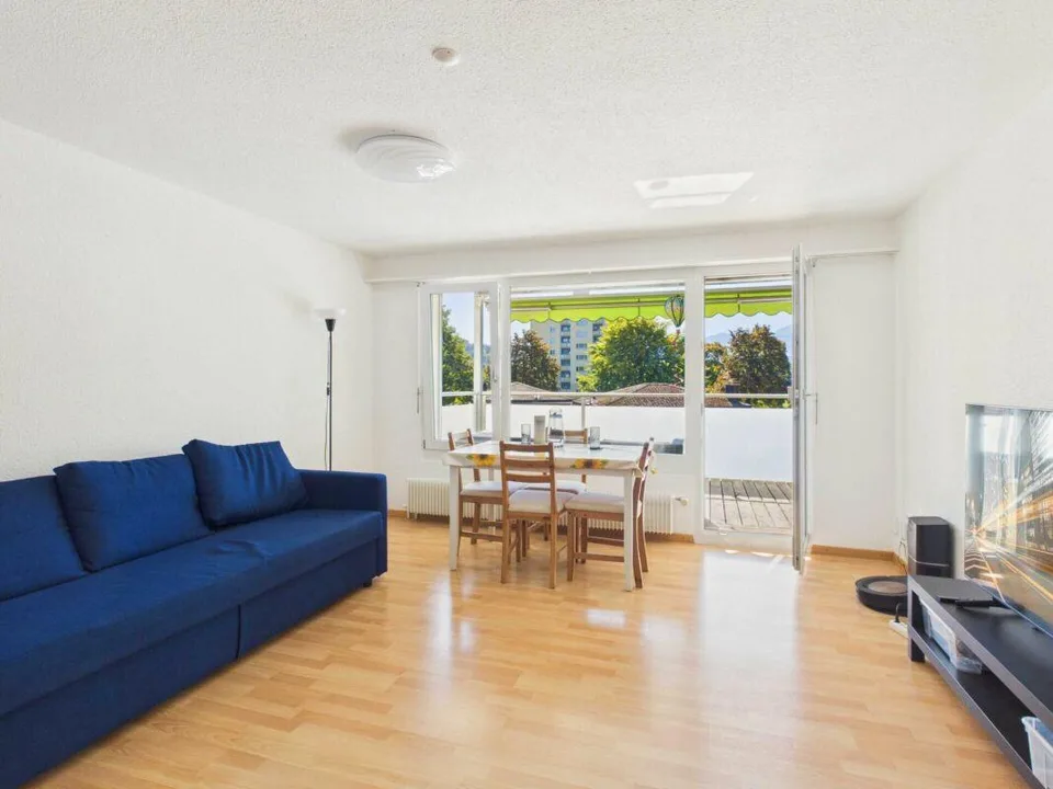 Appartement lumineux 4.5 pièces avec balcon ensoleillé – photo 4 sur 13