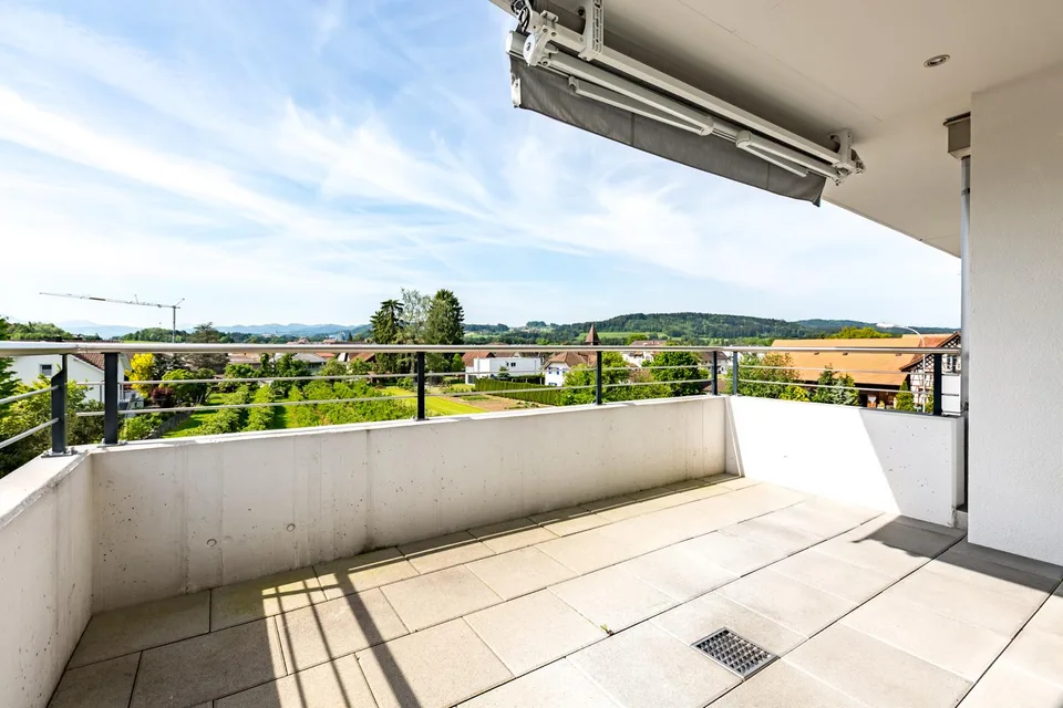 Ab auf die grosse Terrasse! – Foto 4 von 9