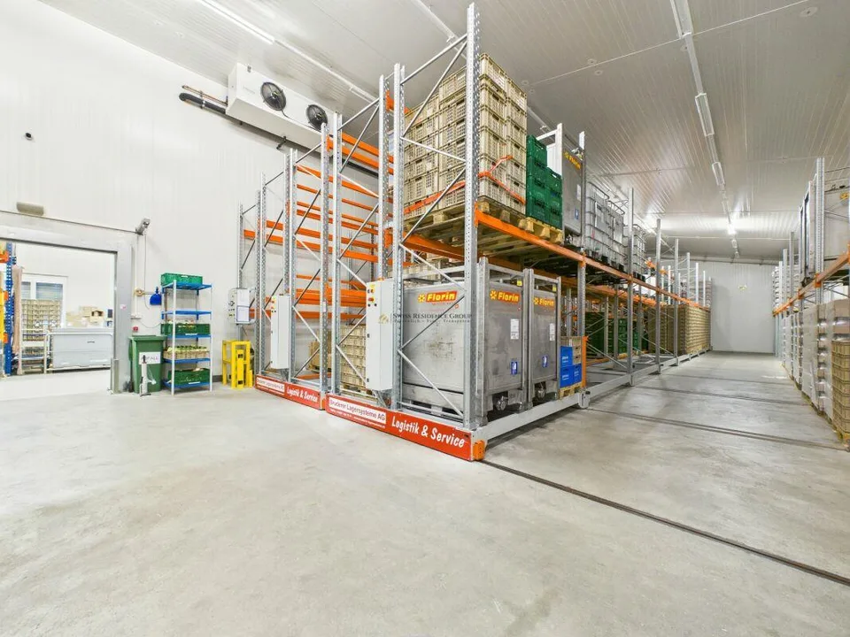 Vielseitige, modernisierte Gewerbe- und Produktionsflächen in Stein... – foto 13 di 16
