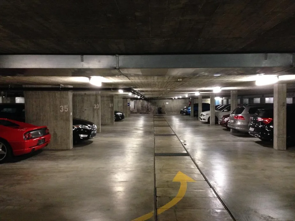 Autoeinstellplatz zu vermieten – Foto 2 von 2