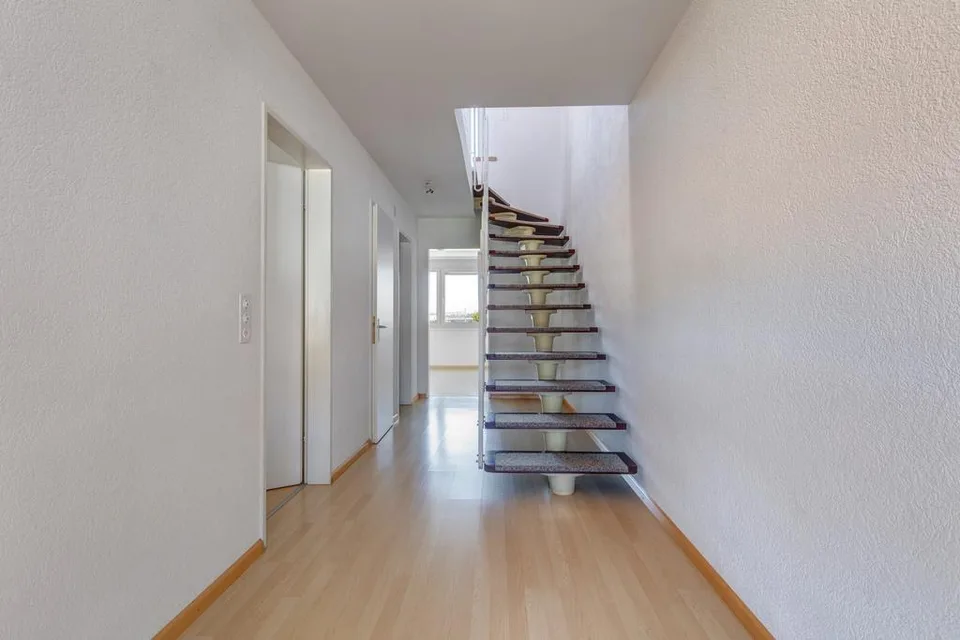 Helle Maisonettewohnung in Oensingen – Foto 2 von 5