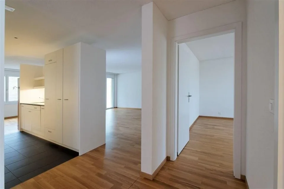 "Blumenrain": moderne, grosse 4.5-Zi-Wohnung – Foto 9 von 11