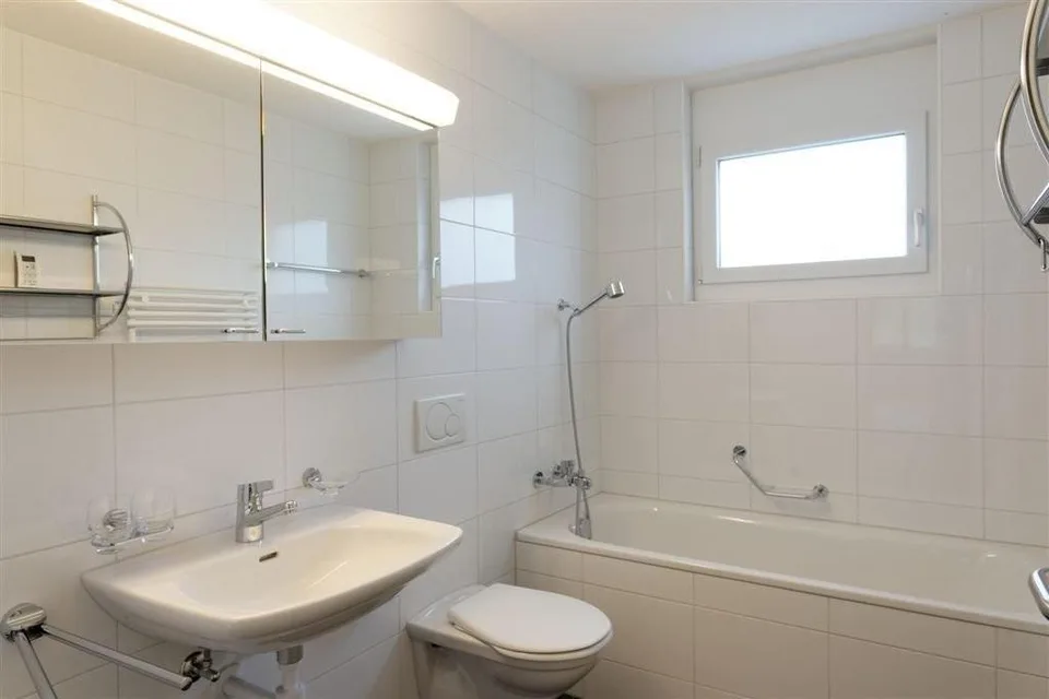 "Blumenrain": moderne, grosse 4.5-Zi-Wohnung – Foto 11 von 11