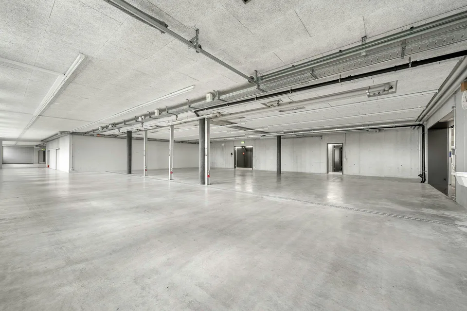 Bâtiment de production et de bureau de haute qualité entre Brüttiseller Kreuz et Winterthur – photo 13 sur 13