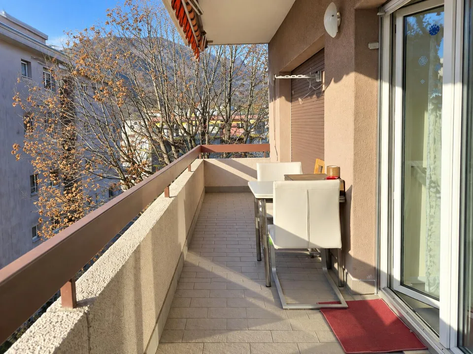 BELLISSIMO APPARTAMENTO 4.5 LOCALI A BELLINZONA CENTRO – Foto 2 von 9
