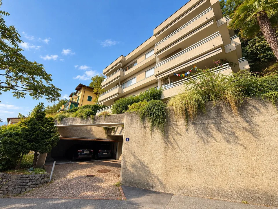 ELEGANTE 3.5 LOCALI CON TERRAZZA E VISTA LAGO A RUVIGLIANA – photo 9 sur 10