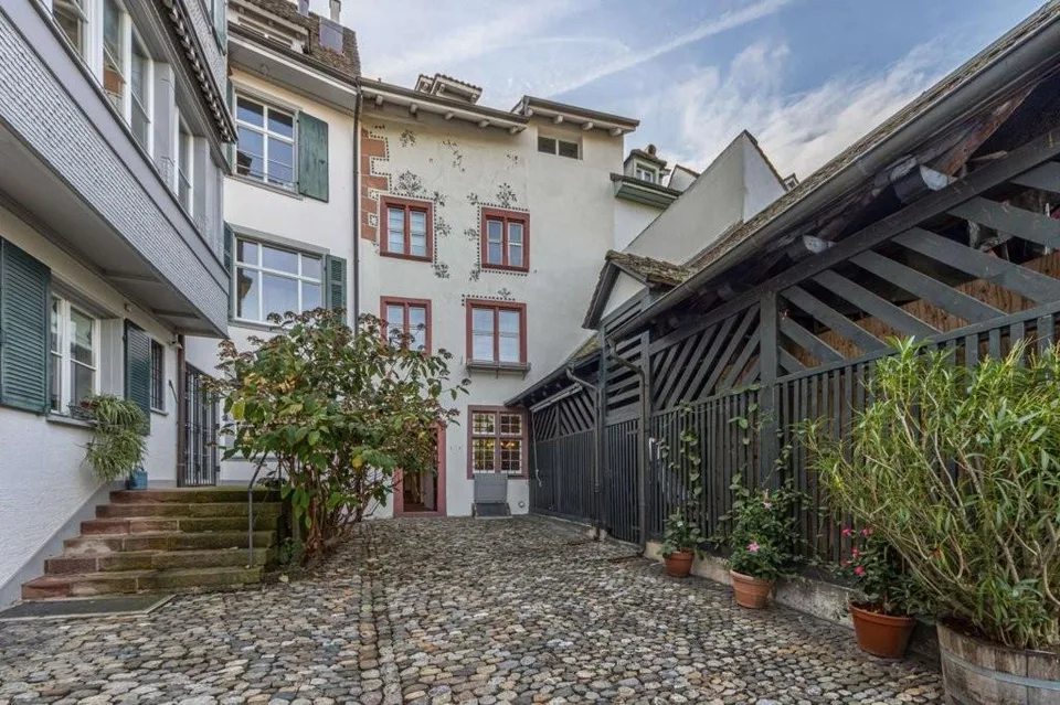 Luxuriöse Altstadt-Wohnung mit Gartensitzplatz an exklusiver Lage – foto 1 di 12