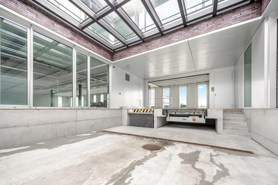 Hochwertige Büro- und Gewerbeliegenschaft – foto 9 di 15