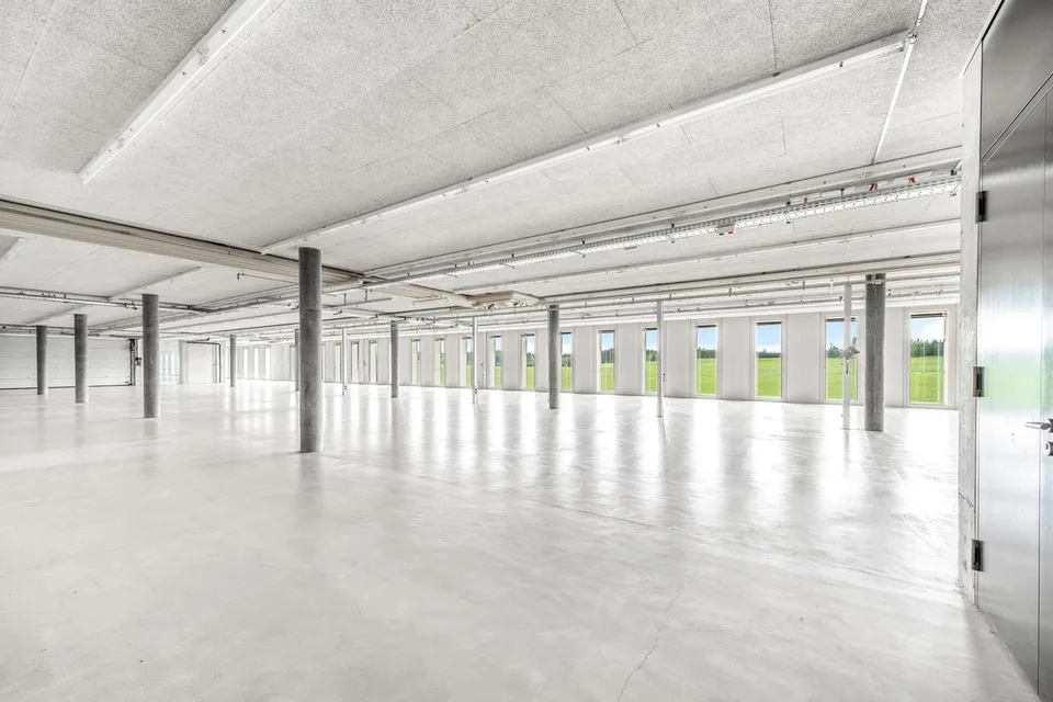 Hochwertige Büro- und Gewerbeliegenschaft – foto 7 di 15