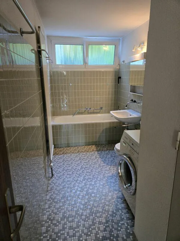 Tolle 3½-Zimmer Wohnung mit zwei Balkonen & Aussenparkplatz – photo 8 sur 9