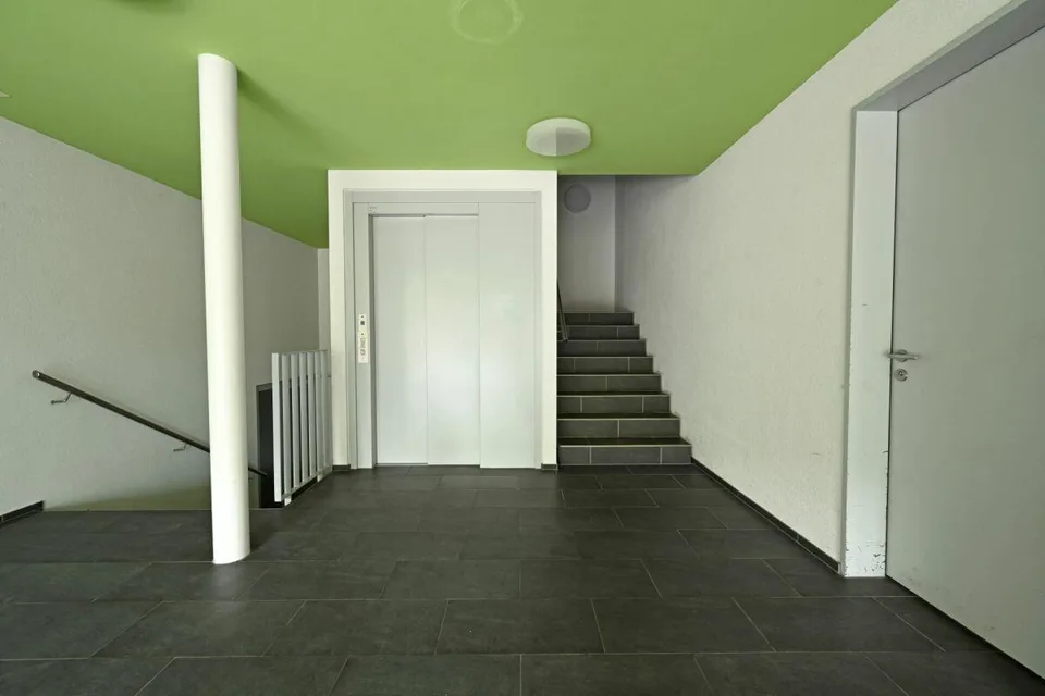 Grosszügige 5.5-Zimmerwohnung an zentraler Lage in Lyss – Foto 2 von 13