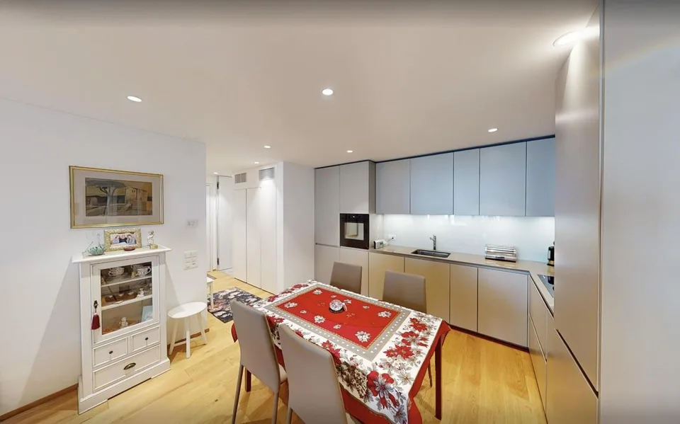 Zentrale Terrassenwohnung – Urbanes Leben trifft auf Erholung – foto 4 di 7