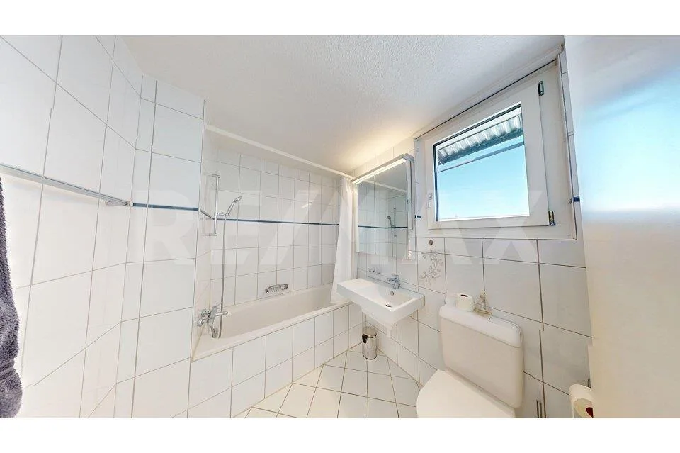 Über den Dächern von Bülach grosszügige 3.5-Zimmer-Attikawohnung mit weitläufiger Terrasse – Foto 5 von 5