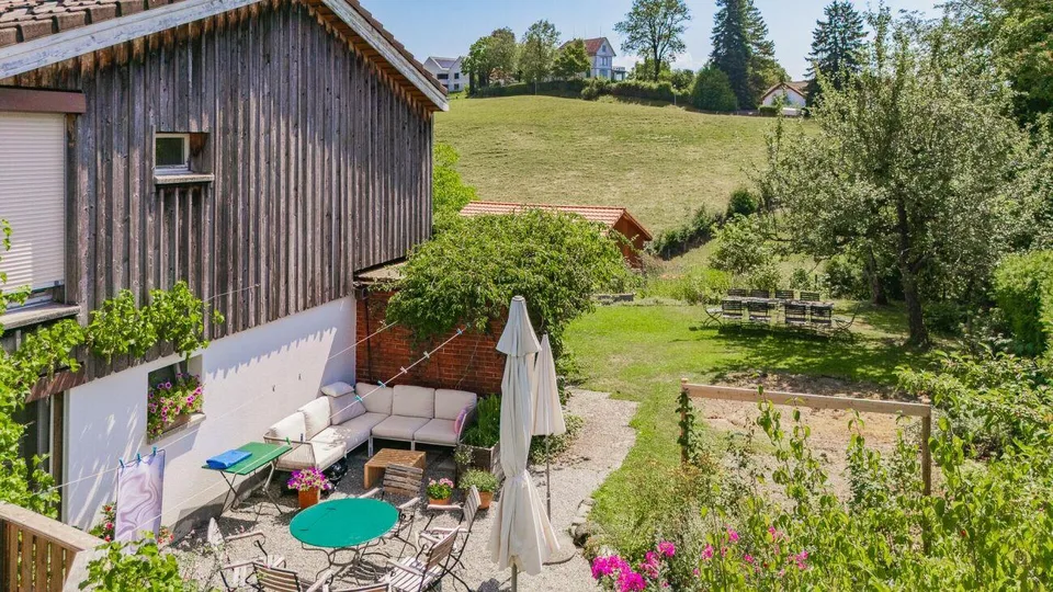 Freistehendes 8-Zimmer-Einfamilienhaus mit unverbaubarer Alpsteinsicht – Foto 7 von 14