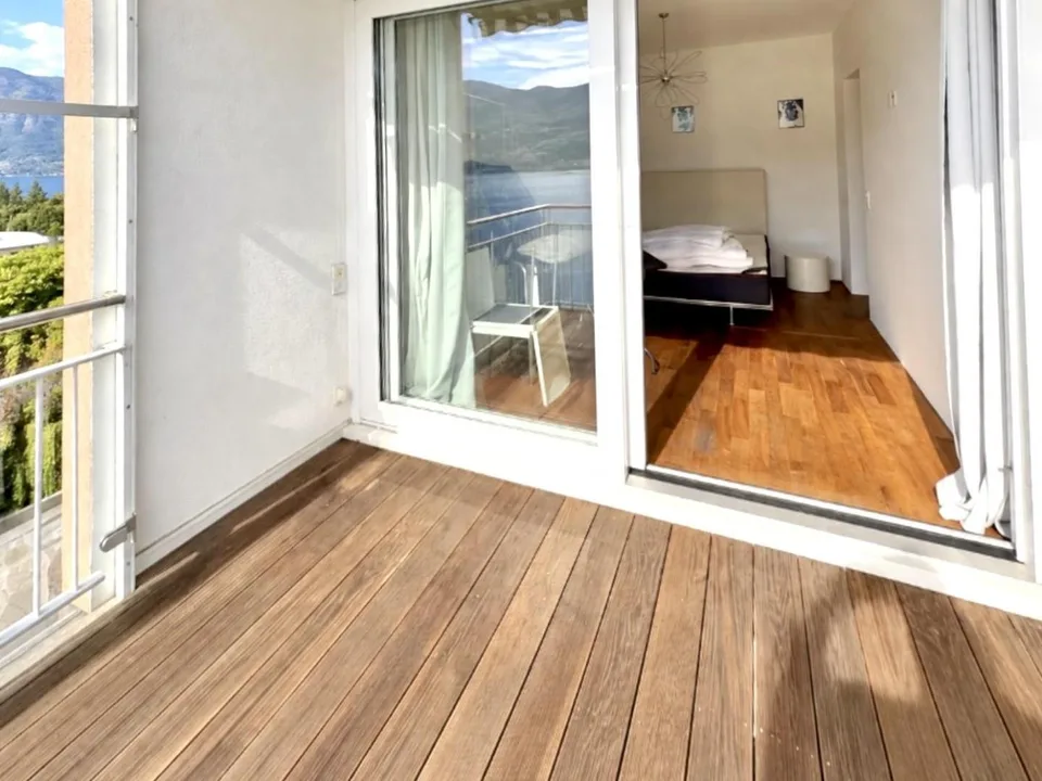 3 Zimmer-Wohnung im Dachgeschoss mit schöner Seesicht / appartament... – Foto 7 von 19