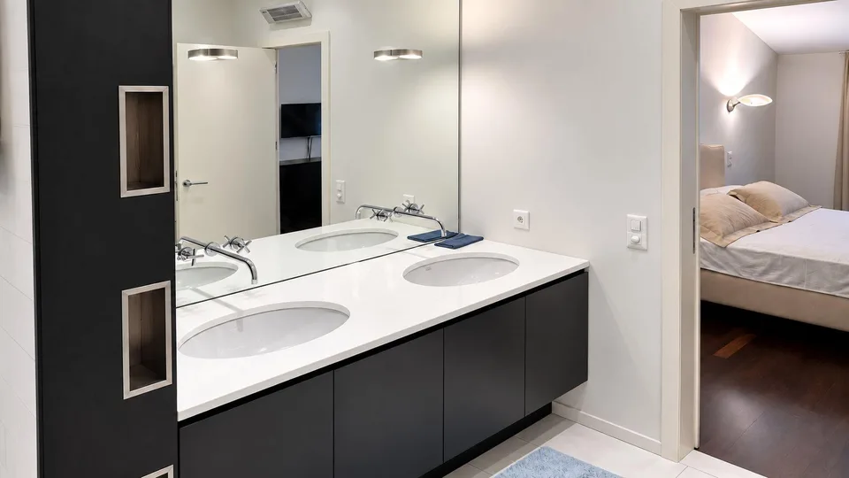Spazio, design e comfort: duplex di oltre 160 m² a Chiasso – Foto 7 von 11