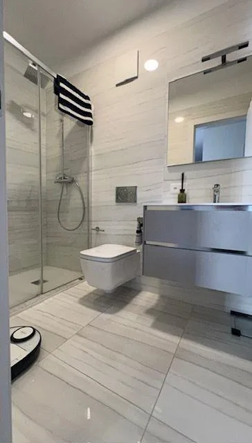 Appartamento 3,5 locali con bella terrazza – foto 7 di 12