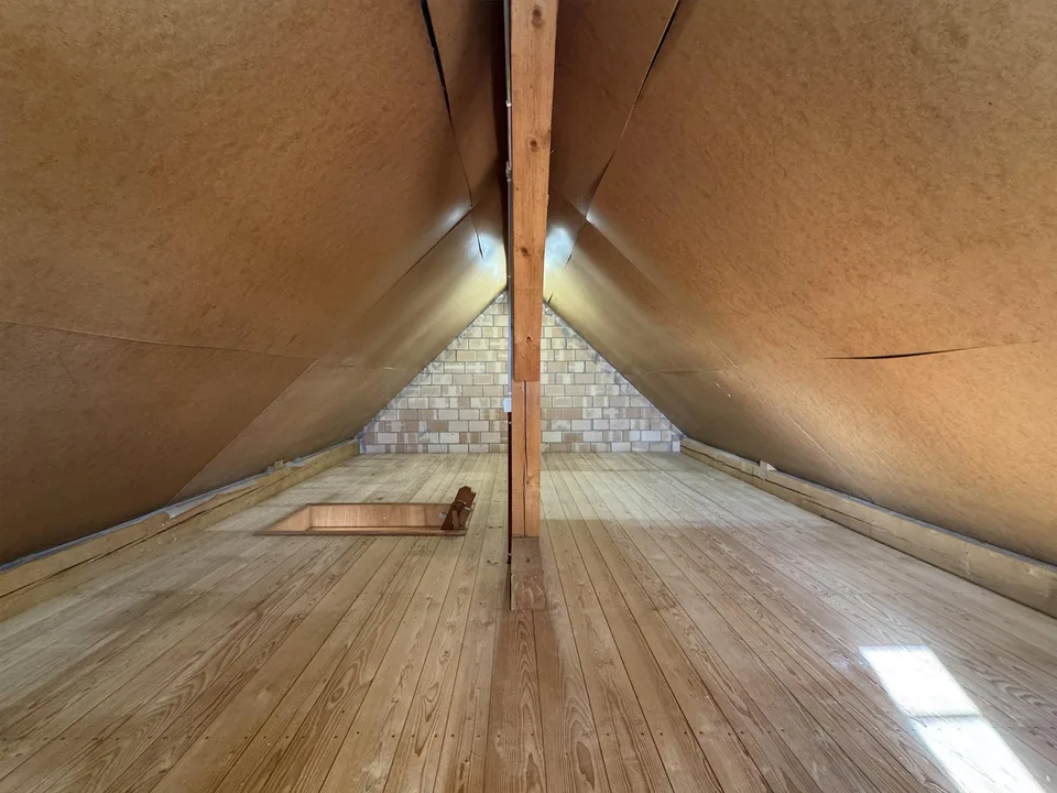 Grosser 3.5 Zimmer Hausteil / Wohnung mit Garage und PP zu vermieten – Foto 18 von 23