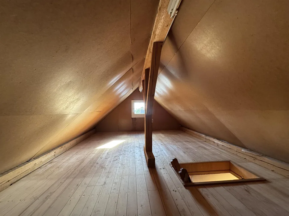 Grosser 3.5 Zimmer Hausteil / Wohnung mit Garage und PP zu vermieten – Foto 17 von 23