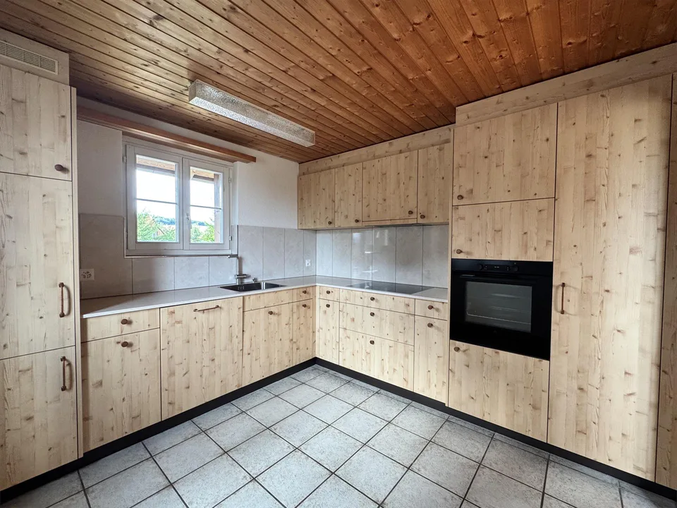 Grosser 3.5 Zimmer Hausteil / Wohnung mit Garage und PP zu vermieten – Foto 6 von 23