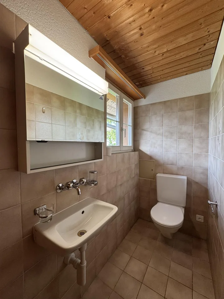 Grosser 3.5 Zimmer Hausteil / Wohnung mit Garage und PP zu vermieten – Foto 7 von 23