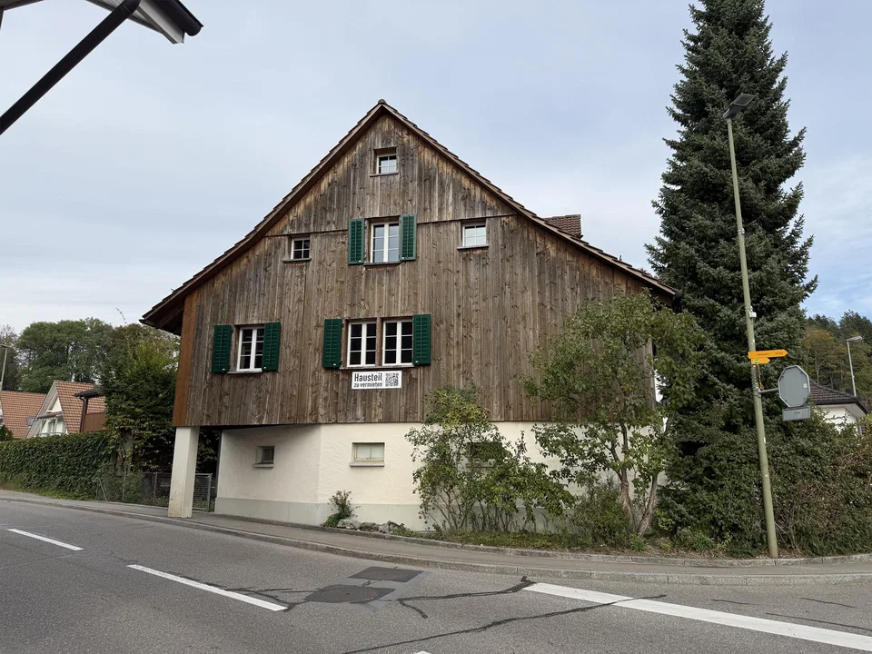 Grosser 3.5 Zimmer Hausteil / Wohnung mit Garage und PP zu vermieten – Foto 3 von 23
