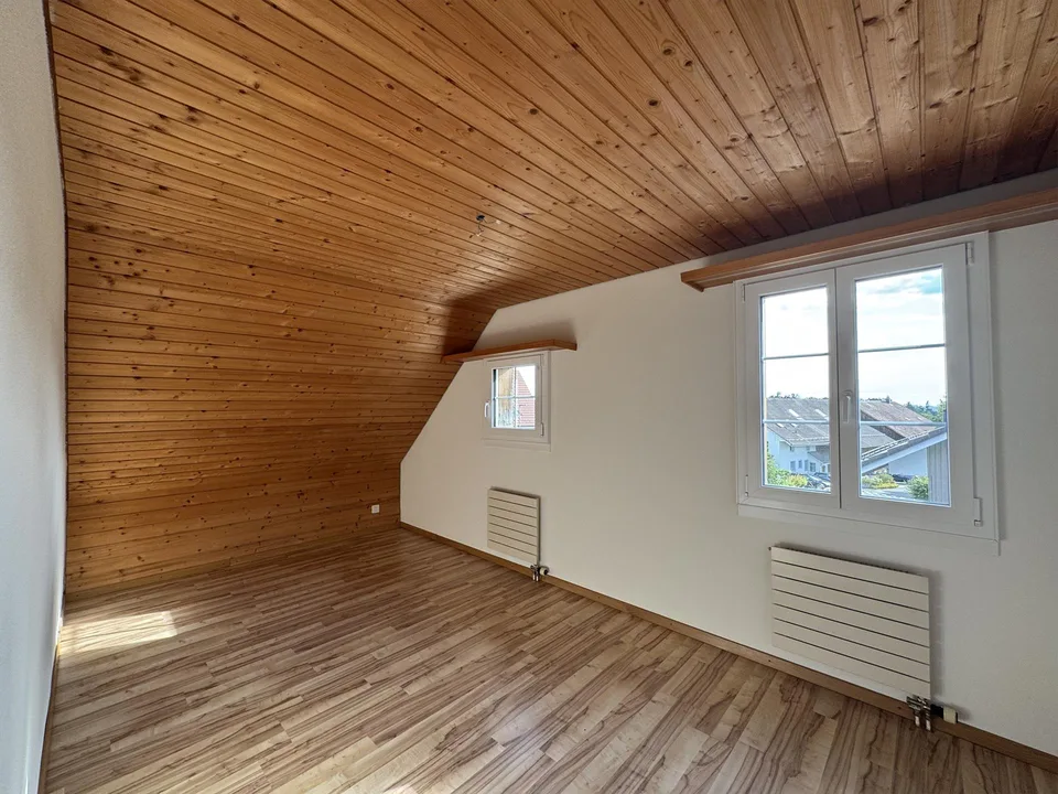 Grosser 3.5 Zimmer Hausteil / Wohnung mit Garage und PP zu vermieten – Foto 16 von 23