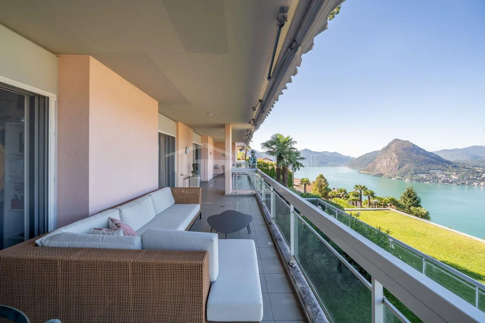 DUPLEX MIT GARTEN UND PANORAMABLICK AUF DEN SEE – Foto 21 von 30