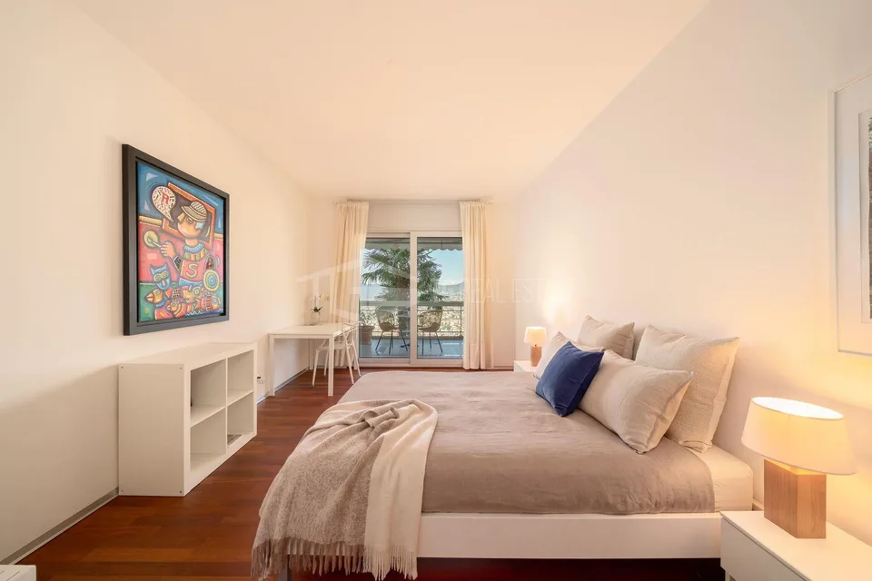 DUPLEX MIT GARTEN UND PANORAMABLICK AUF DEN SEE – Foto 10 von 30