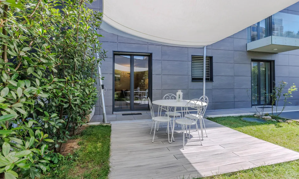 Stupende et moderne appartement 2.5 pièces avec jardin confortable à Massagno – photo 4 sur 9
