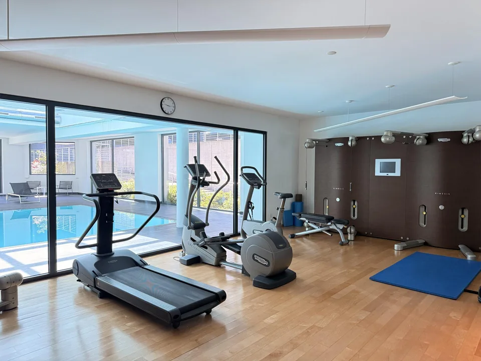 DUPLEX 4.5 MIT SEEBLICK IN COLLINA D'ORO, ZWEI SCHRITE VON TASIS – Foto 8 von 9