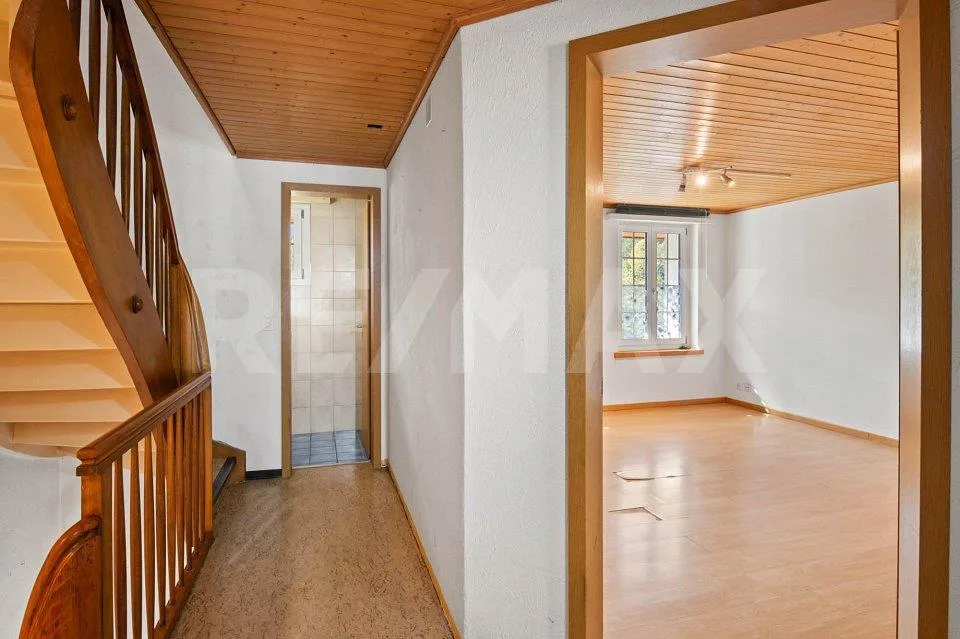 Vivere vicino alla natura con spazio per le tue idee! Casa a schiera di 5,5 locali a Vorderthal SZ – foto 10 di 13