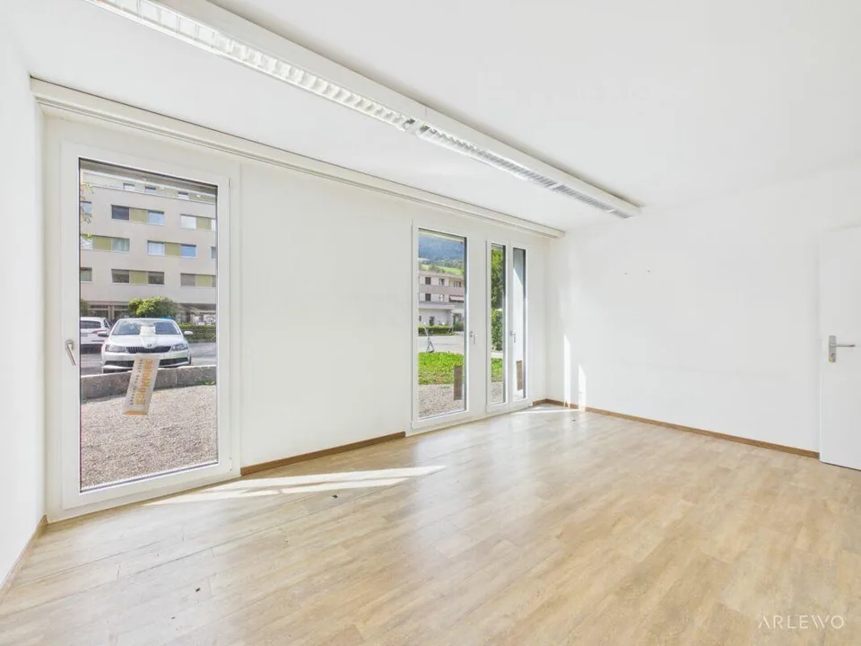 Ideale Raumeinteilung für Praxis- und Büronutzungen – Foto 8 von 20