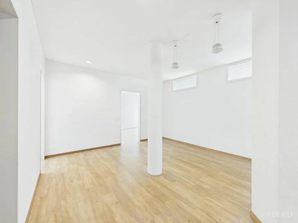 Ideale Raumeinteilung für Praxis- und Büronutzungen – Foto 4 von 20