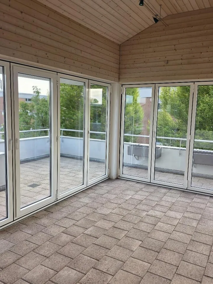 Charmant appartement 5 pièces avec jardin d'hiver et grand balcon – photo 11 sur 12