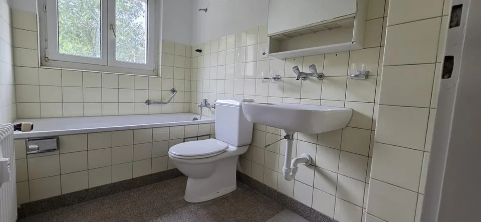 GEPFLEGTE 4.5-ZIMMERWOHNUNG ZUM WOHLFÜHLEN! – Foto 2 von 6