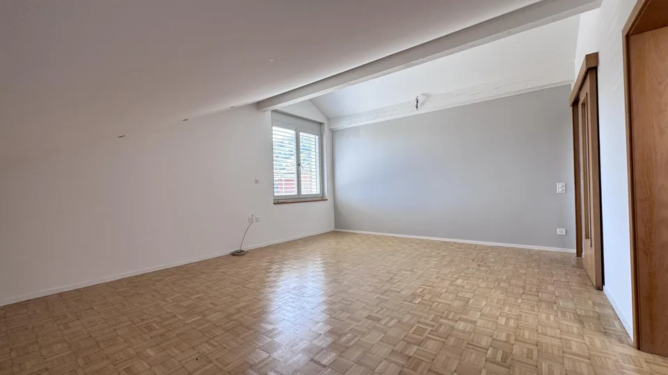 AFFITTASI ACCOGLIENTE 2.5 LOCALI ULTIMO PIANO A CANOBBIO – photo 3 sur 9