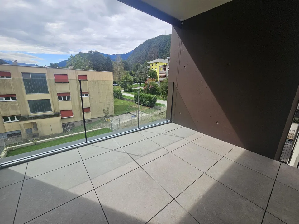 Mietet man ein neues und wunderschönes 3.5-Zimmer-Apartment in Lumino – Foto 3 von 9